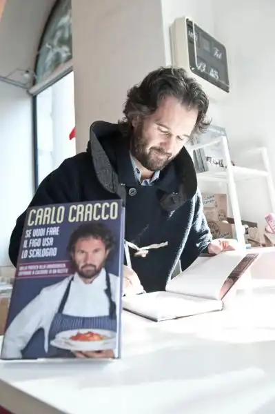 CARLO CRACCO ALLA LIBRERIA ARION 