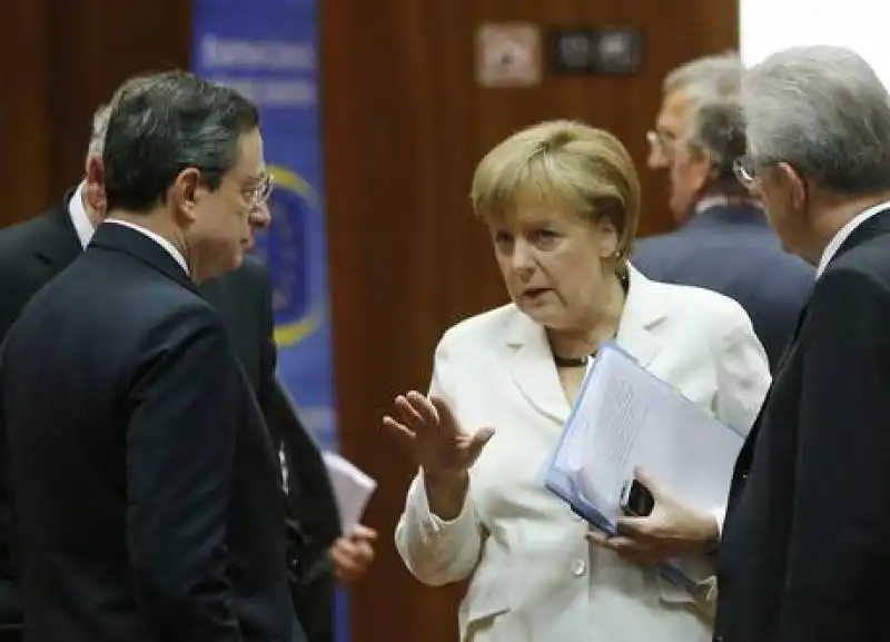 Draghi, Merkel e Monti 