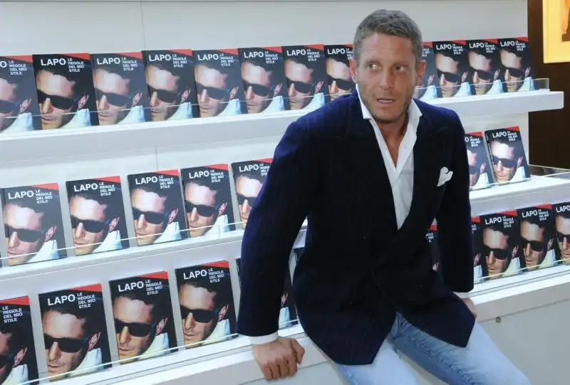 Lapo tra i libri 