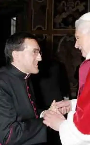 MONSIGNOR PIERO PIOPPO CON BENEDETTO XVI