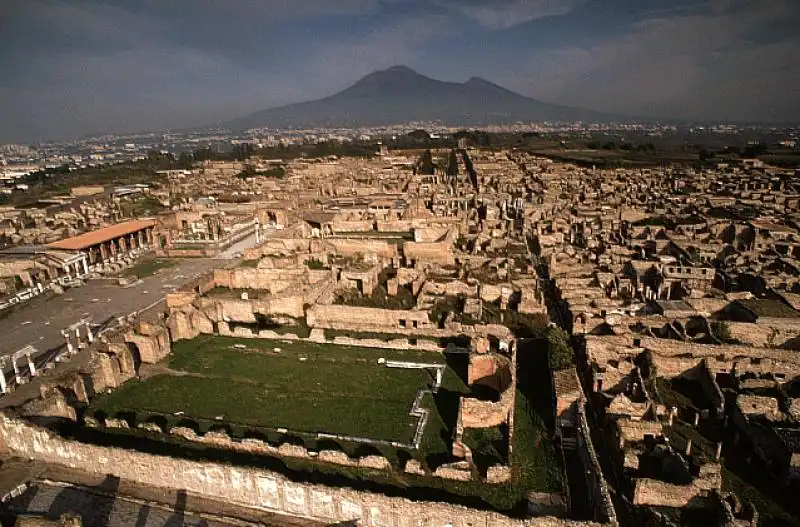 SCAVI DI POMPEI 