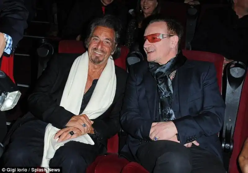 AL PACINO E BONO VOX 