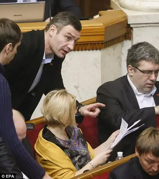 VITALI KLITSCHKO IN PARLAMENTO 