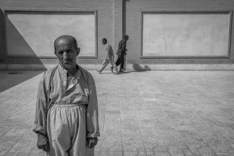 Il cortile del manicomio di Teheran 