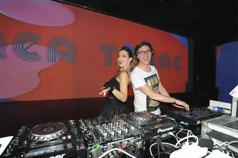 Desiree Colapietro e il dj Torre 