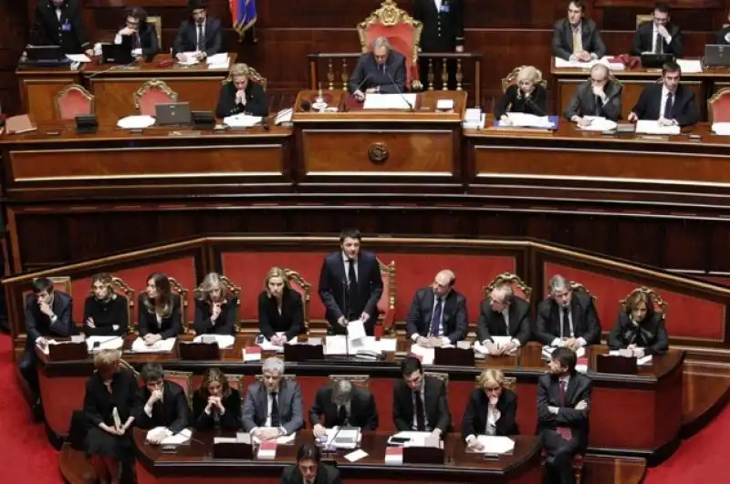 FIDUCIA AL GOVERNO RENZI IN SENATO FOTO LAPRESSE 