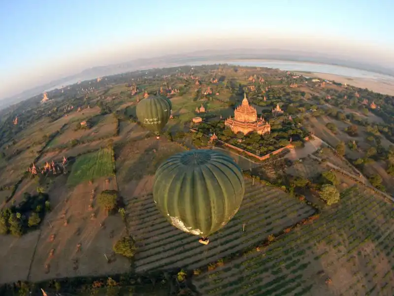 Gita sui templi di Bagan 