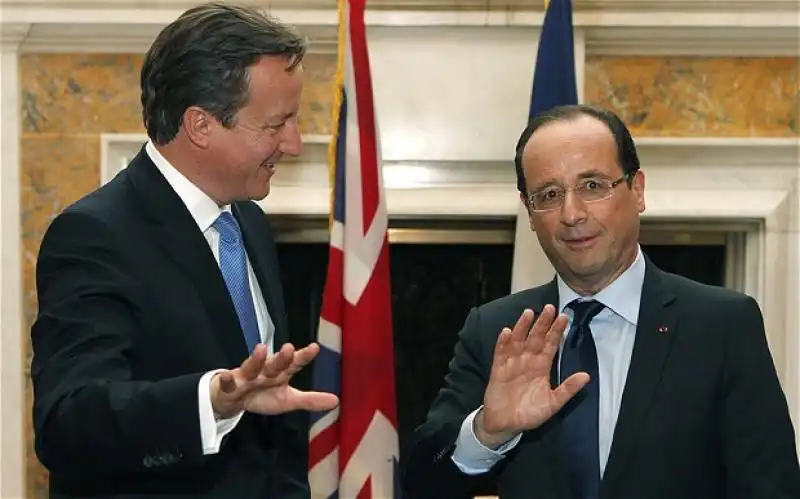 HOLLANDE E DAVID CAMERON