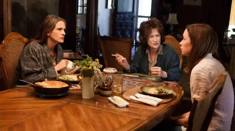 JULIA ROBERTS E MERYL STREEP IN OSAGE COUNTY 