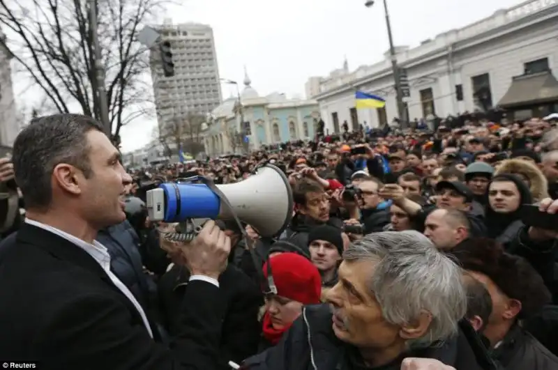 kiev, manifestanti anti governativi