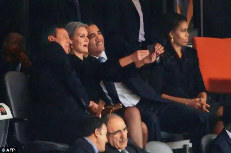 Michelle non ha gradito il selfie al funerale di Madiba 