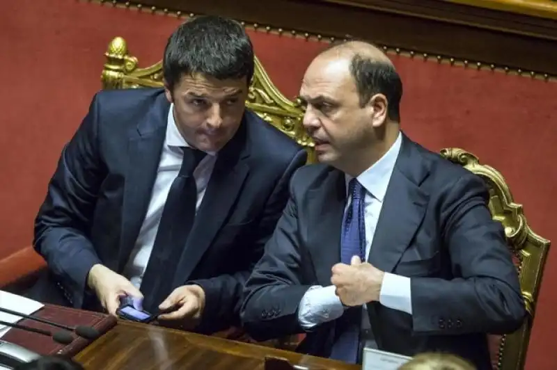 RENZI E ALFANO IN SENATO FOTO LAPRESSE 