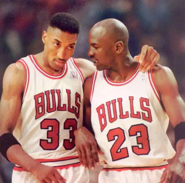 scottie pippen and michael jordan 