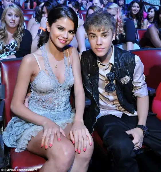 Selena Gomez ha avuto una relazione con Justin Bieber 