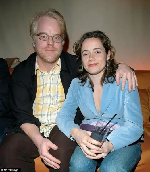 VEGLIA SEYMOUR HOFFMAN SEYMOUR HOFFMAN E MIMI ODONNELL 