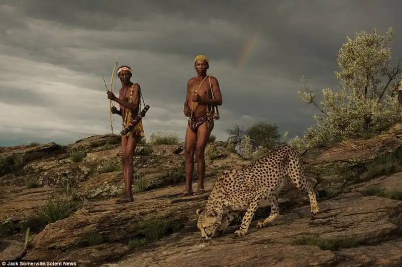 due cacciatori di un'antica tribu?? in namibia 4