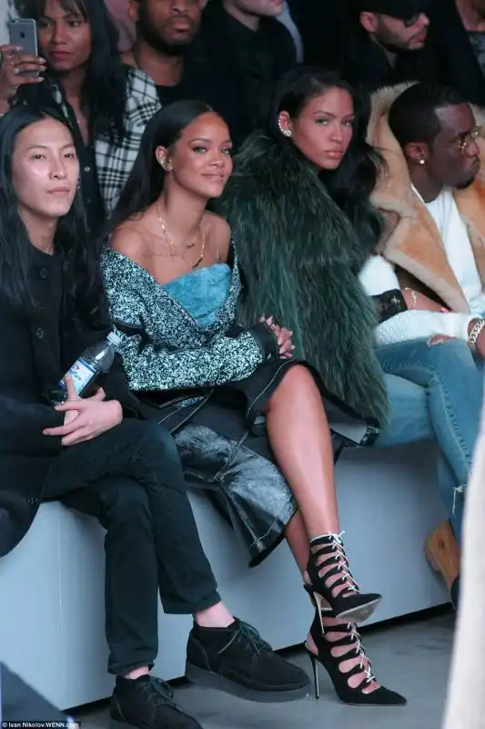 alexander wang, cassie where and p diddy  designer pals rihanna sat front row next to alexander wang cassi a 21 1423828331147