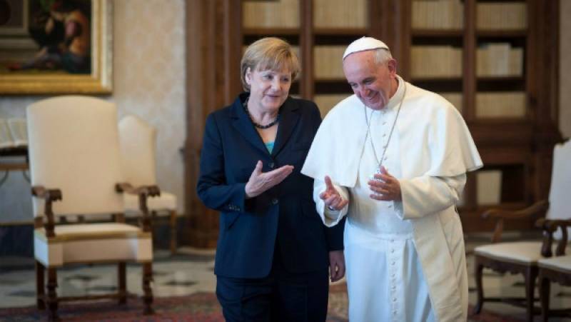 angela merkel con papa francesco bergoglio