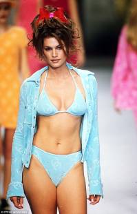 cindy crawford 0 image m 111 1423893137482