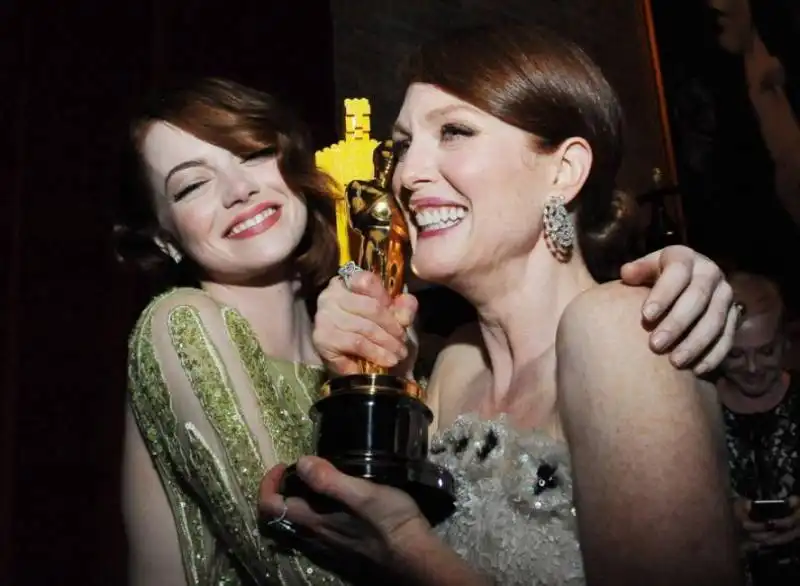 emma stone e julianne moore