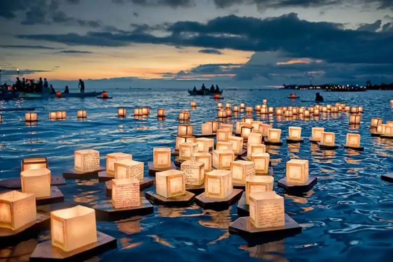 floating lanterns festival in honolulu, hawaii (usa) 2