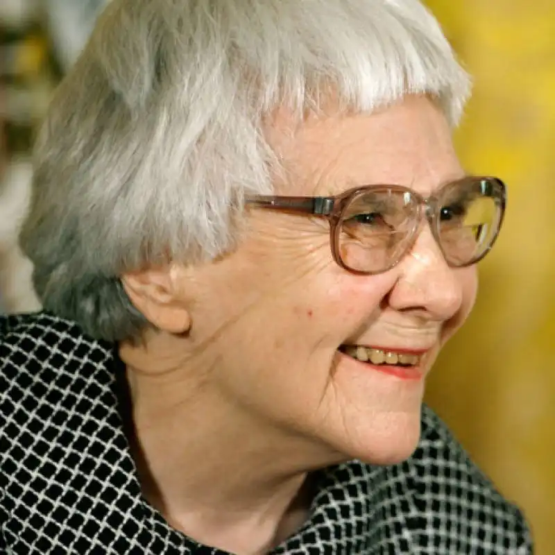 HARPER LEE 