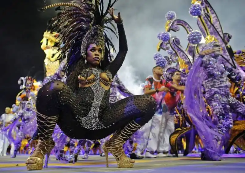 il carnevale di san paolo    56