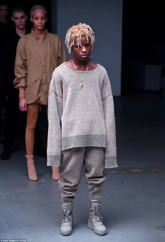 kanye west    casual as well as the body suits some models wore relaxed sweats a 17 1423828331095