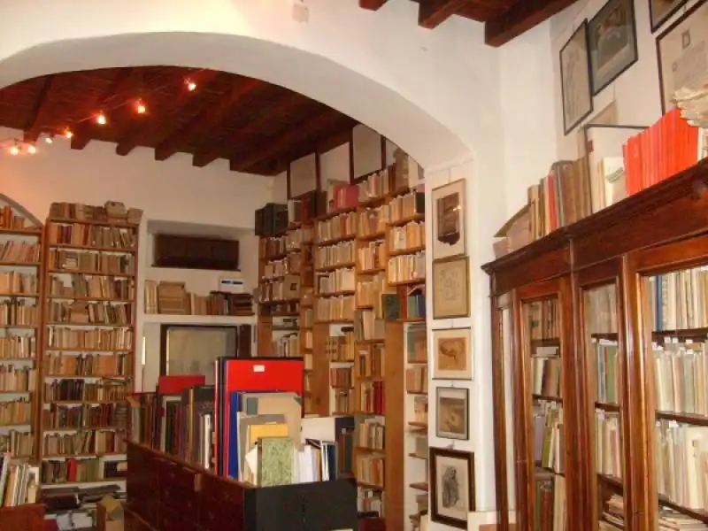 LIBRERIA PONTREMOLI 