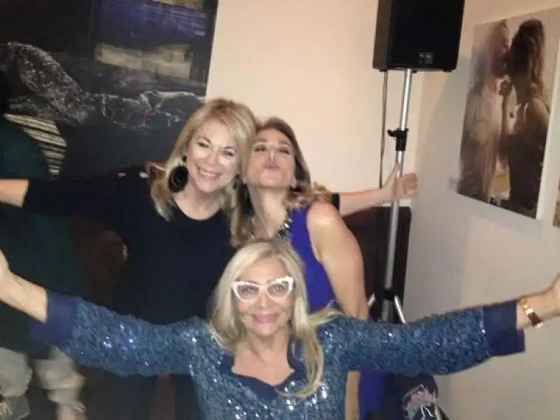 mara venier  rita dalla chesa e barbara d'urso