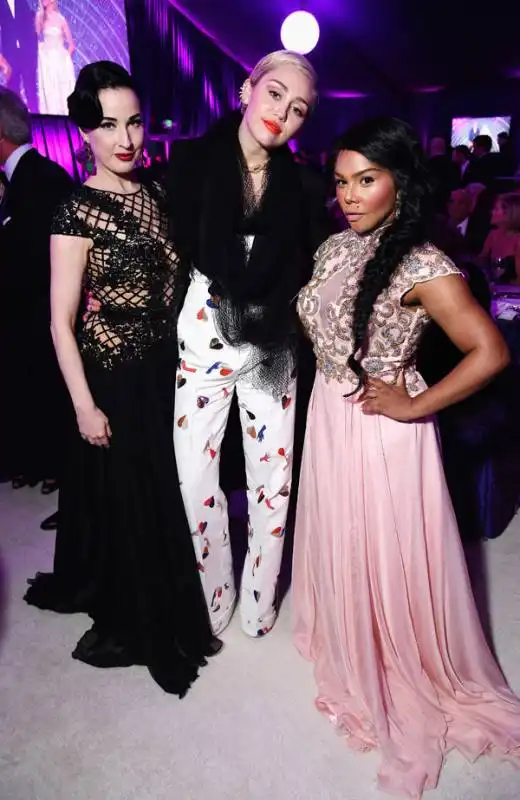 miley cyrus dita von teese e lil kim