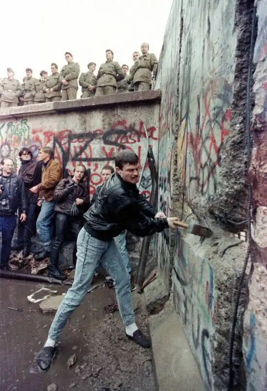 muro di berlino 1989