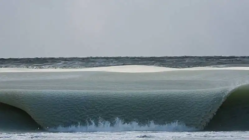 onde ghiacciate a nantucket