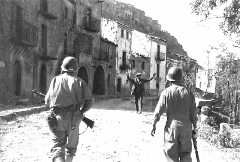 robert capa   viaggio in italia 6