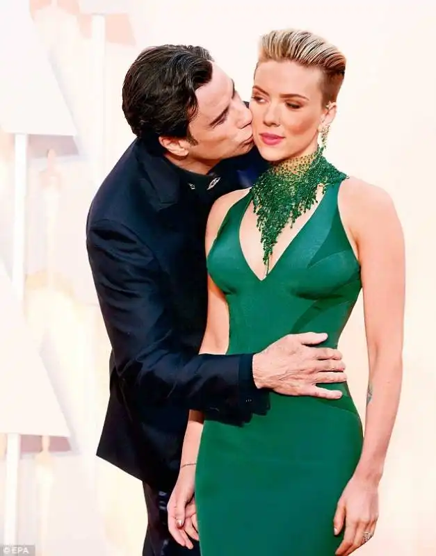 travolta provolone con scarlett