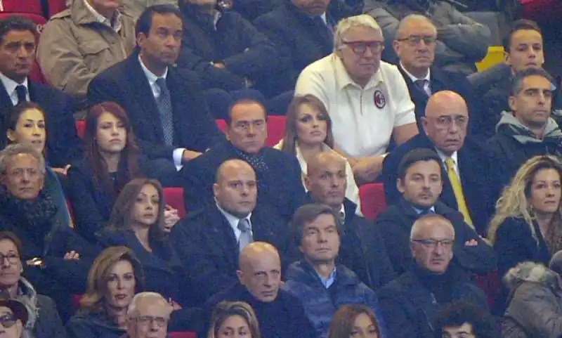 berlusconi milan 8