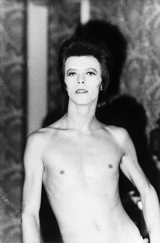 david bowie negli scatti di mick rock 15