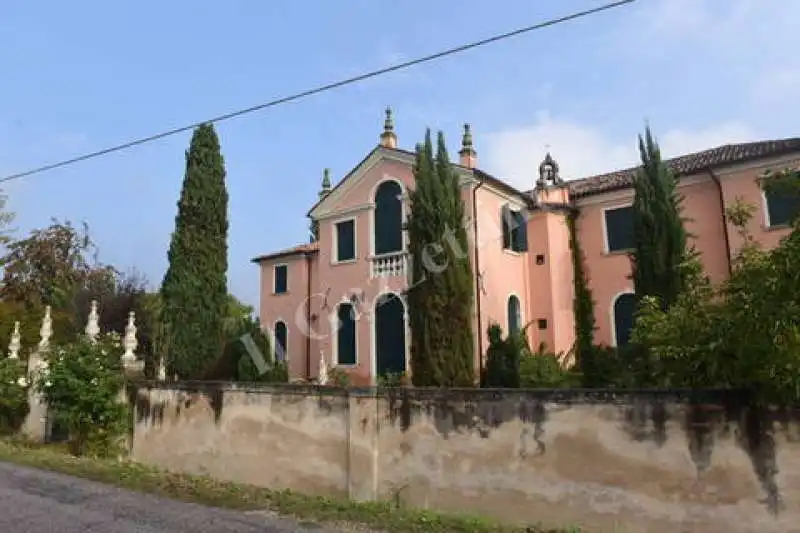 galan e il trasloco saccheggio dalla villa  3