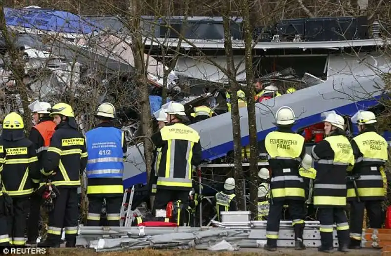 germania incidente ferroviario a sud di monaco di baviera  5