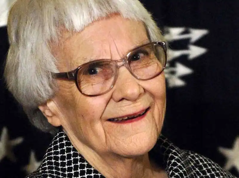 HARPER LEE