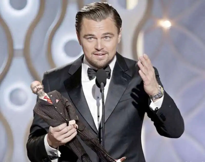 leonardo di caprio con il premio oscar