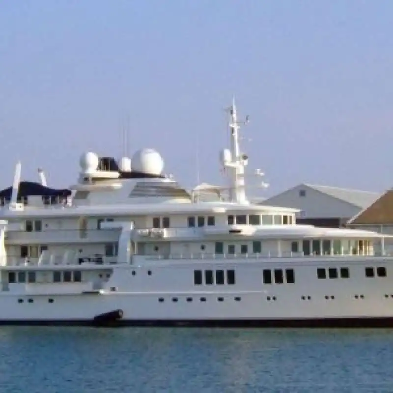 LO YACHT DI PAUL ALLEN