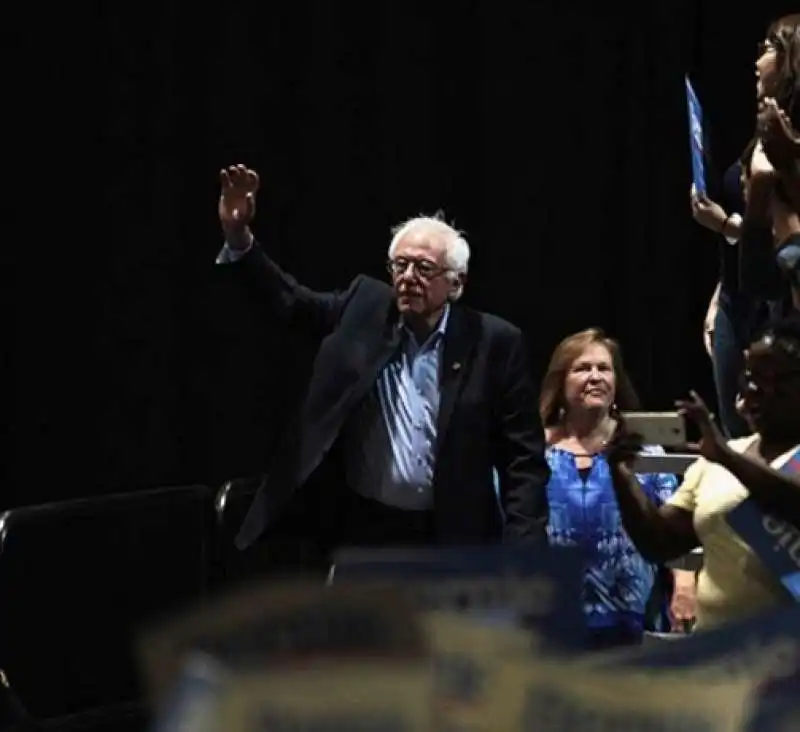 sanders caucus iowa