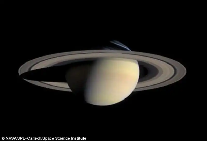 saturno 2