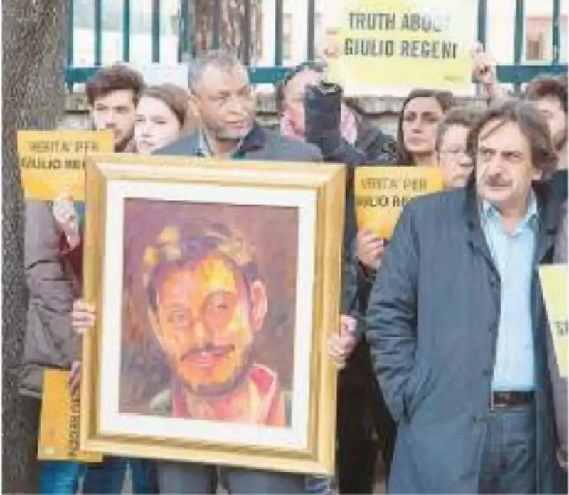 SIT IN AMBASCIATA EGITTO