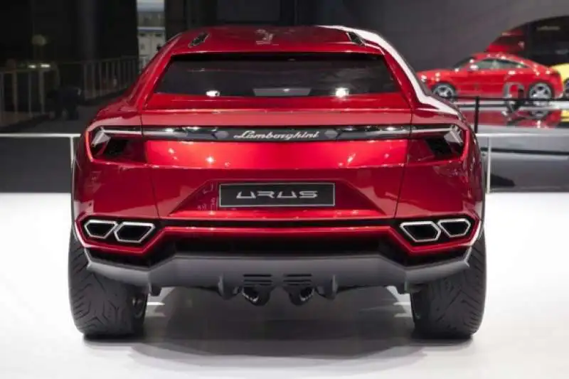 urus lamborghini domenicali