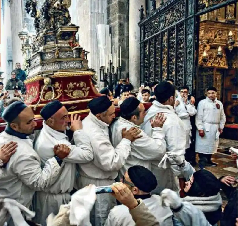 CATANIA - PROCESSIONE DI SANT AGATA