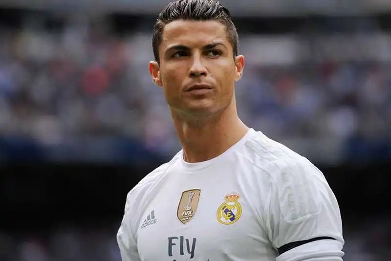 CRISTIANO RONALDO