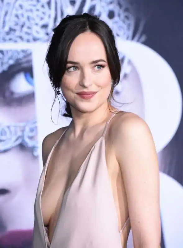 dakota johnson