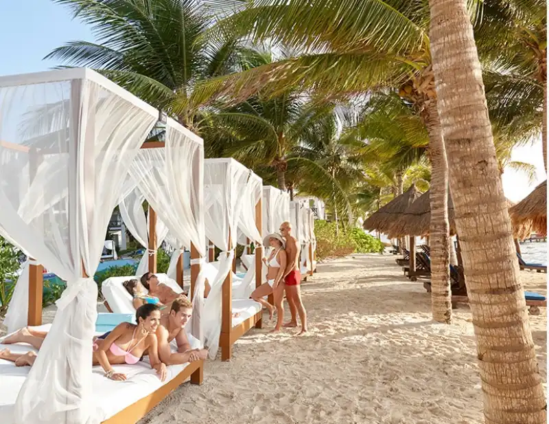 gazebo e sesso in spiaggia